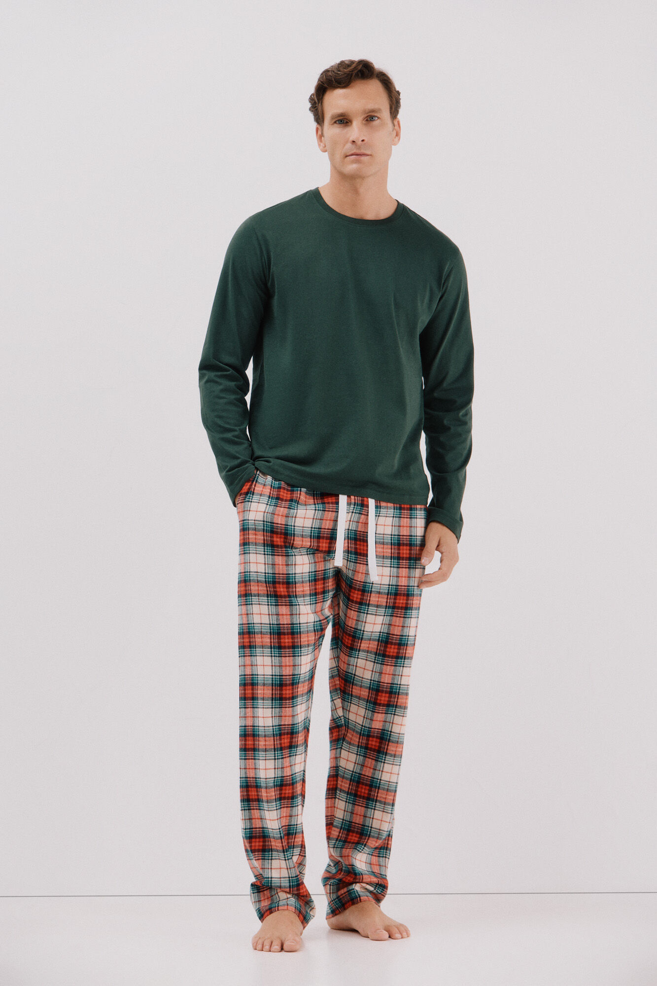 Cortefiel Jersey-knit and cloth pyjama set