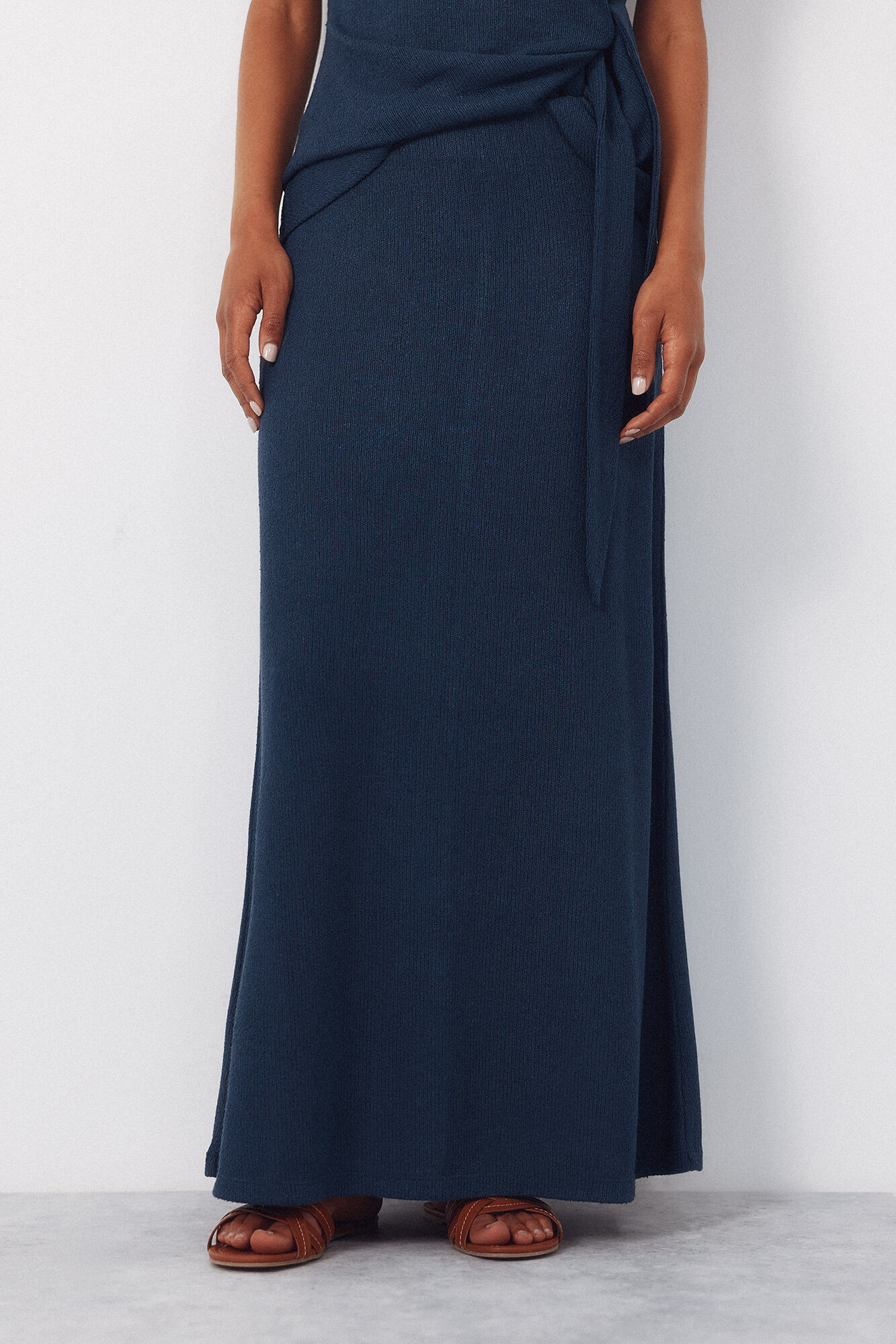 Cortefiel Jersey-knit skirt