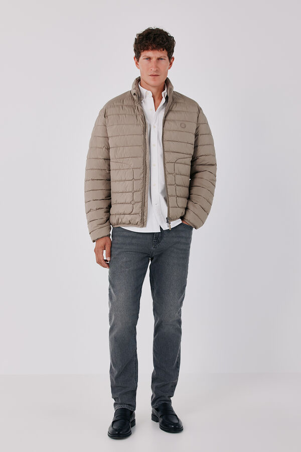 Cortefiel Ultralight puffer jacket Brown