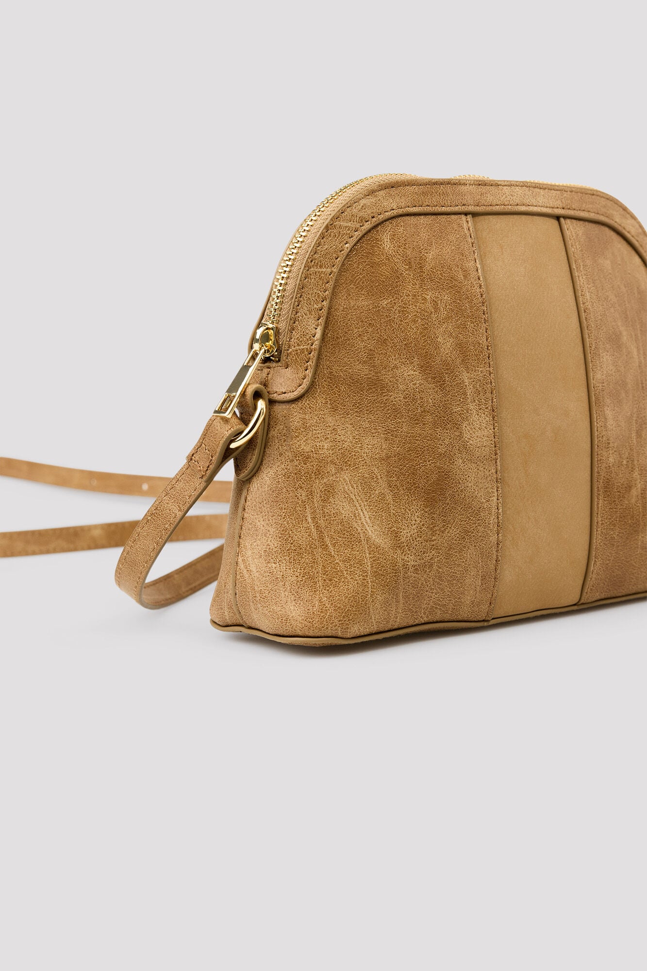 Cortefiel Bimaterial crossbody bag Beige