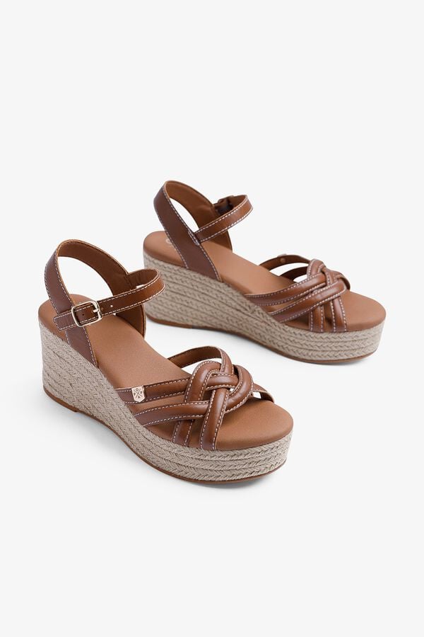 Popa Sand&aacute;lia cunha baixa senhora marinho tiras Castanho