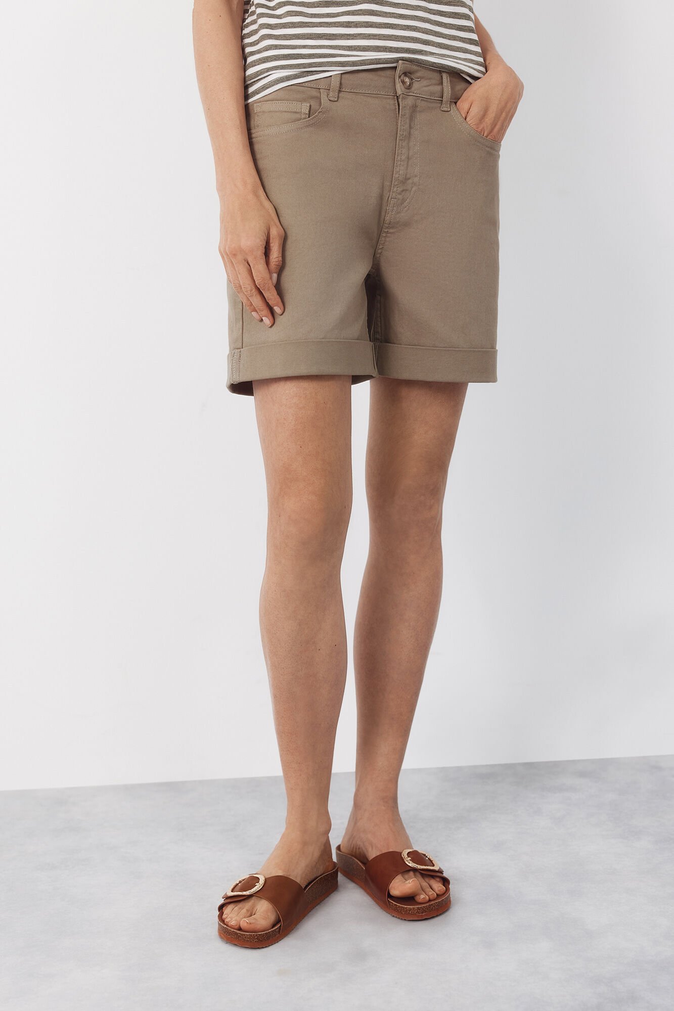 Cortefiel Shorts Vaqueros color