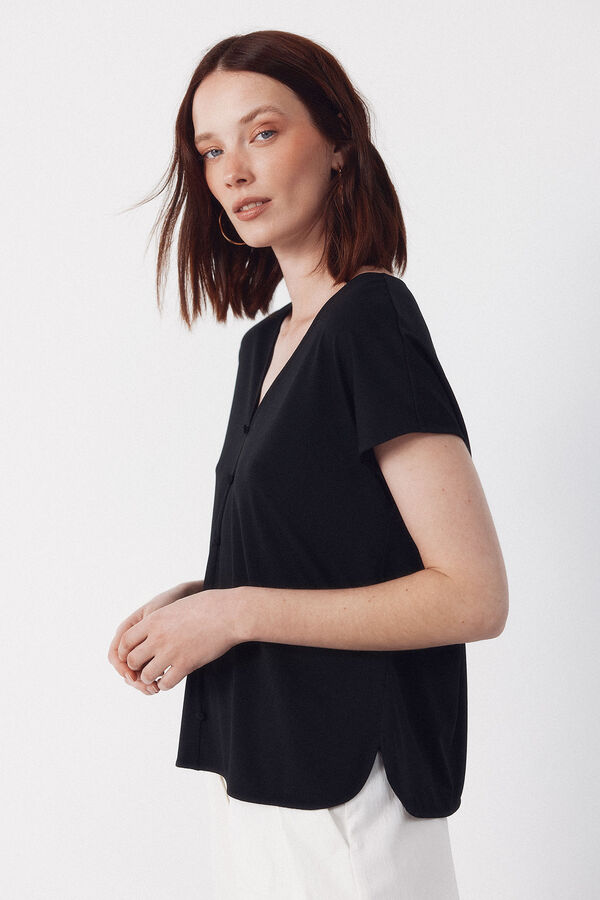 Cortefiel V- buttons neckline v Black