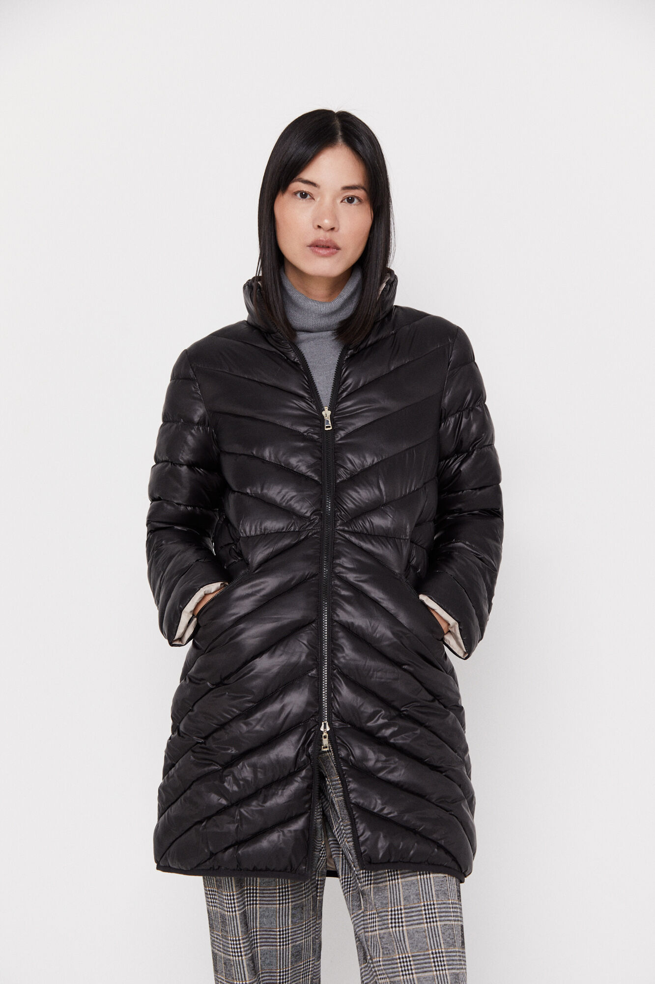 Womens Clothing Coats Short coats Niu Synthetic Overcoat in Black 