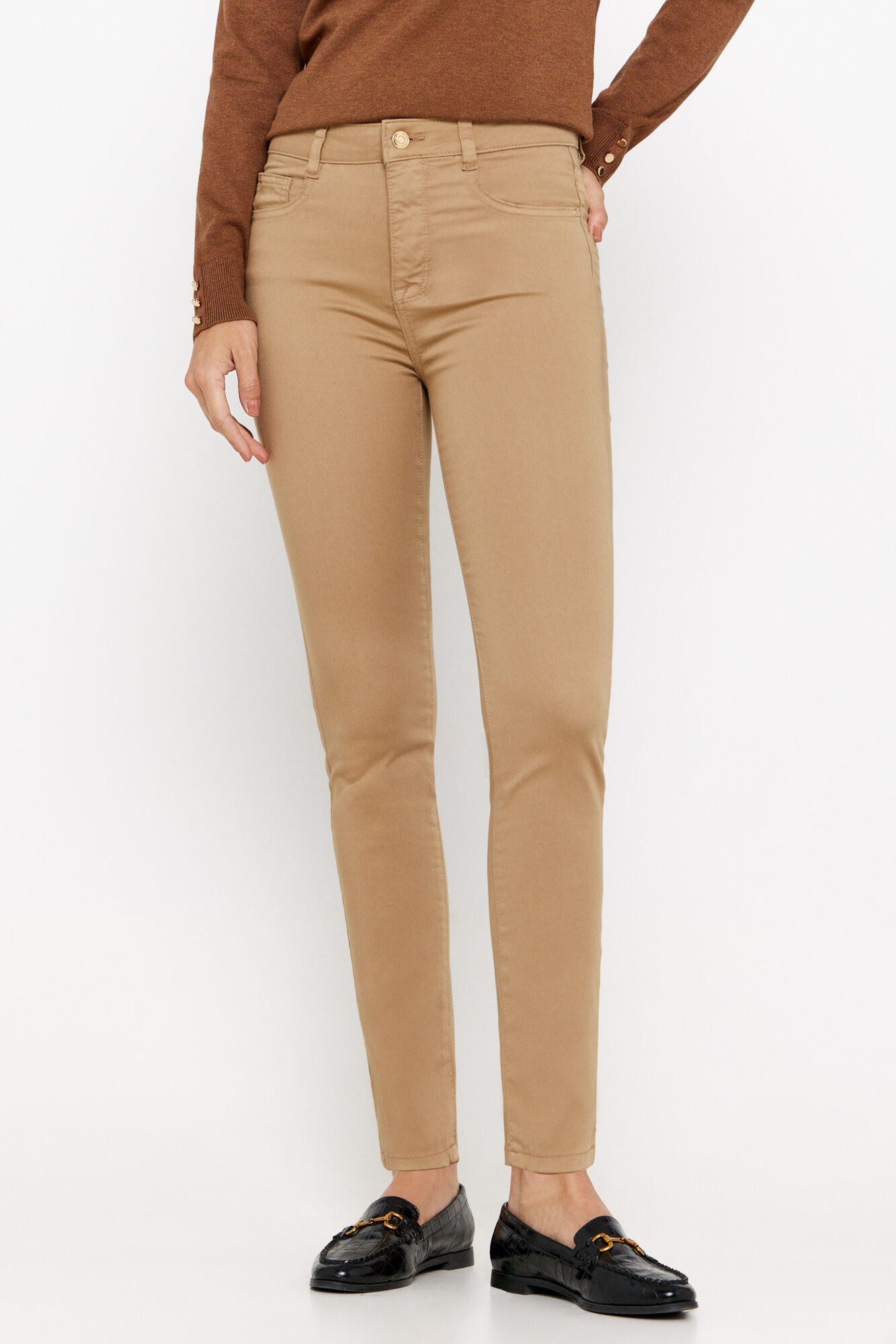 Sensational colour trousers Women s jeans Cortefiel