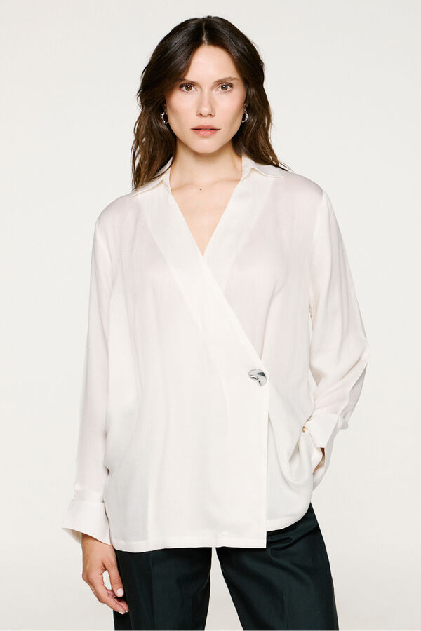 Selected Blusa gola V com detalhe metálico  Branco