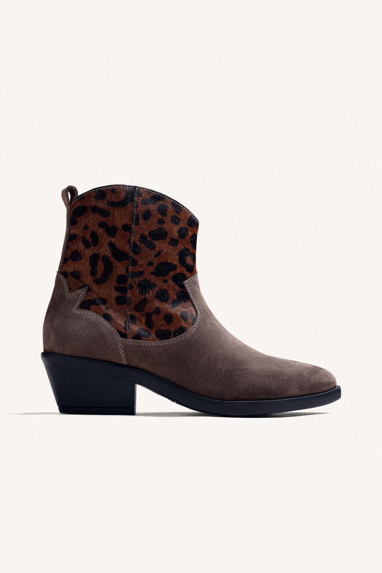Gioseppo Botins estampado animal em pele