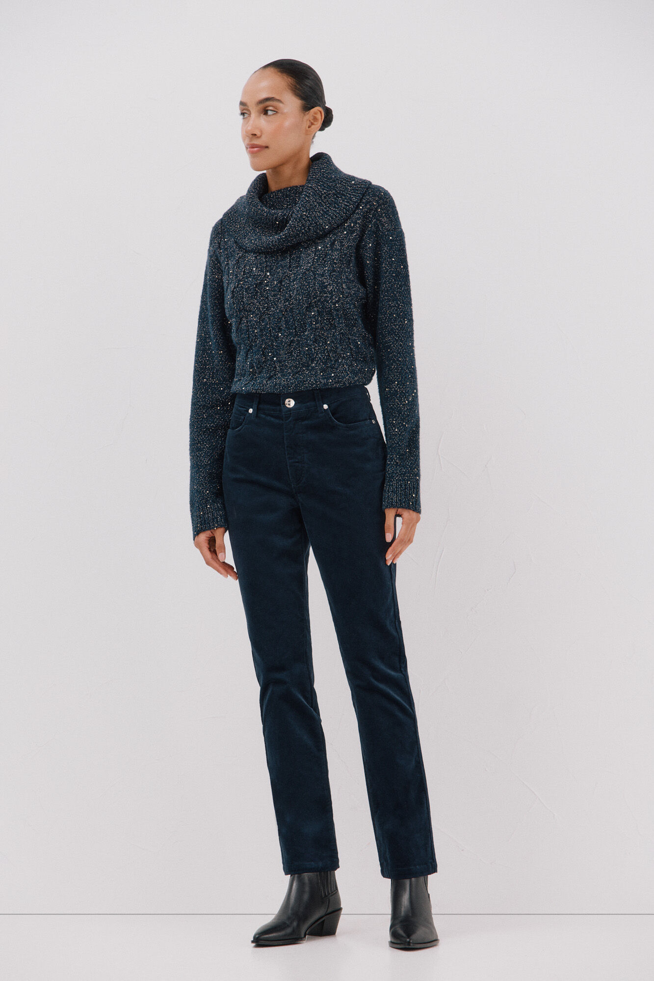 Cortefiel Sensational velvet trousers