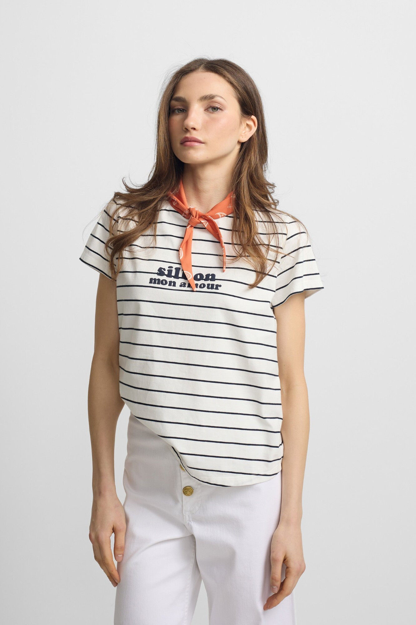 Silbon T-shirt mulher com aplica&ccedil;&atilde;o silbon bandana