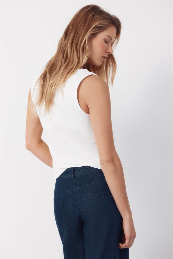 Cortefiel Al&ccedil;as b&aacute;sica Branco