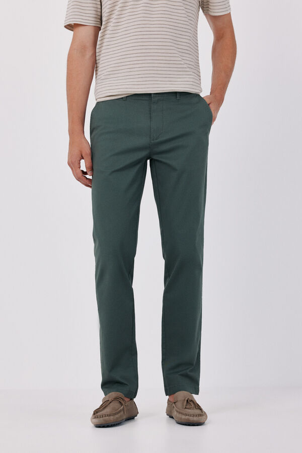 Cortefiel Chino b&aacute;sico ligero regular Kaki
