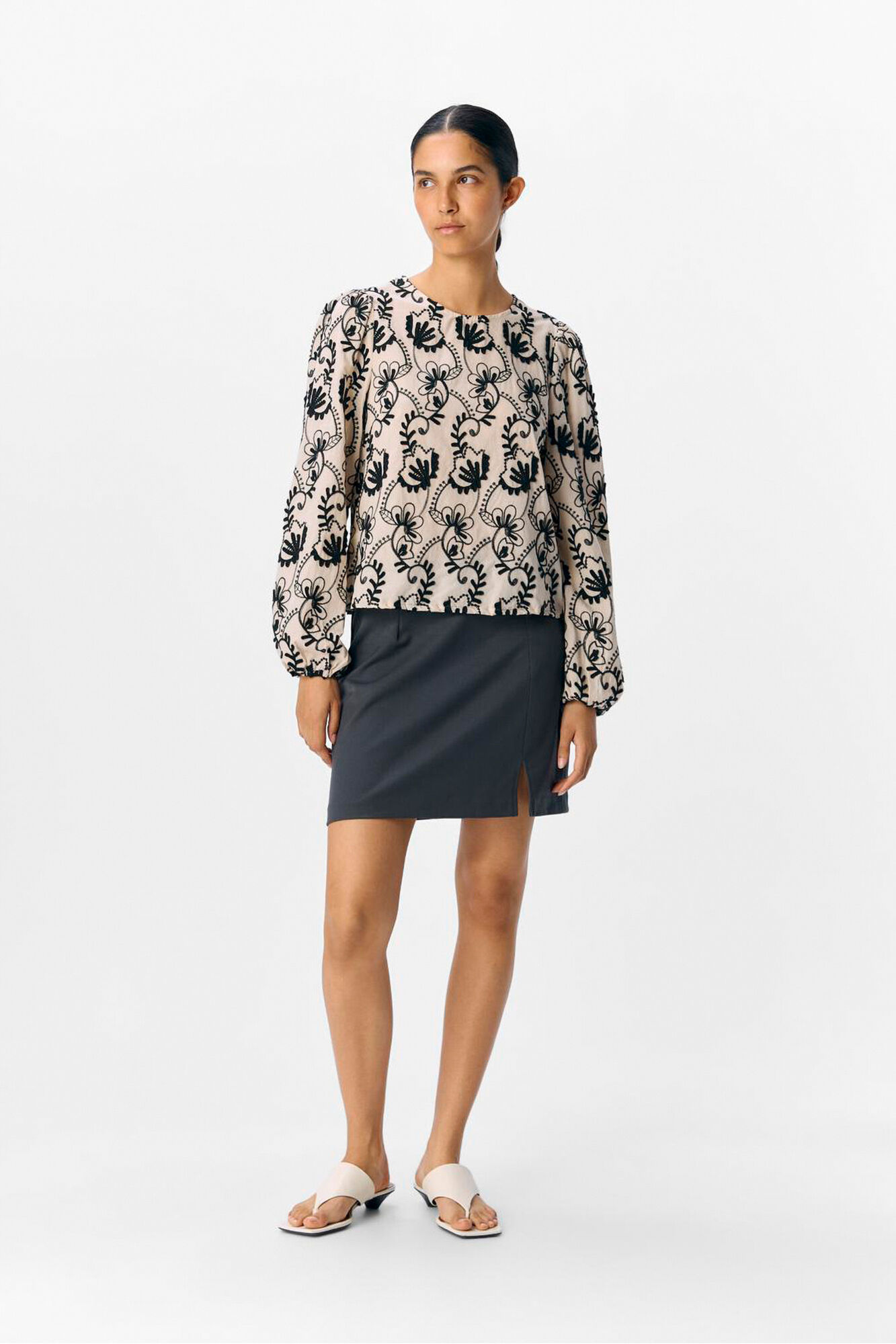 Object Blusa de tecido bordado