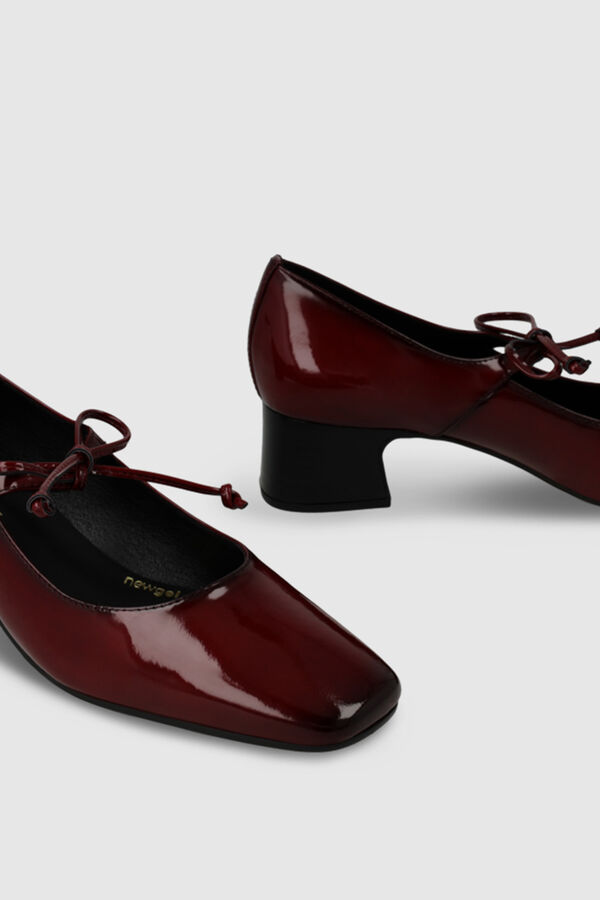 Cortefiel Court shoes Maroon