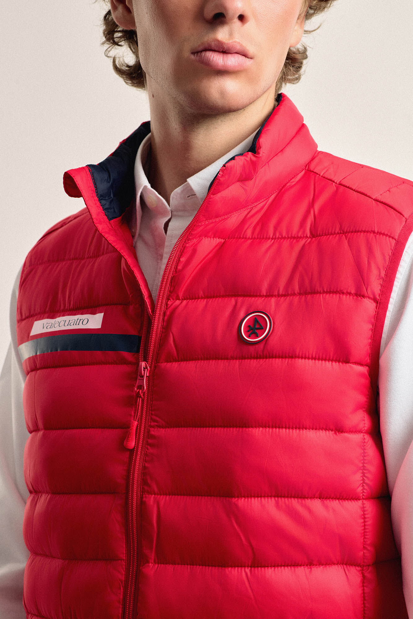 Valecuatro Chaleco acolchado rojo banda Valecuatro