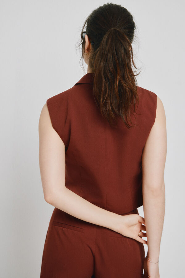 Vero Moda Chaleco de vestir Marr&oacute;n