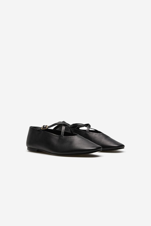 Cortefiel Crossed leather ballerina Black