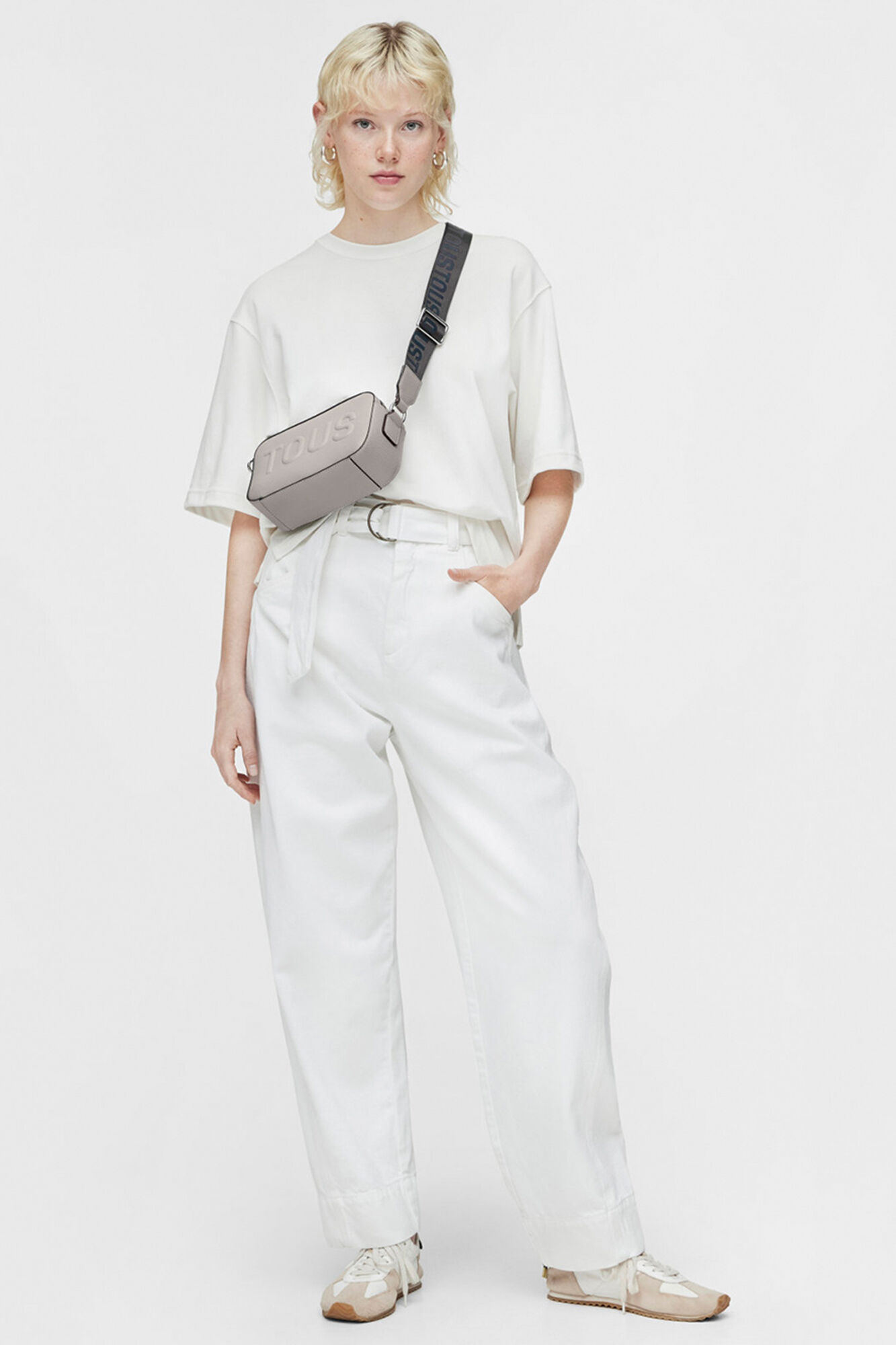 Tous Bandolera reporter TOUS La Rue New