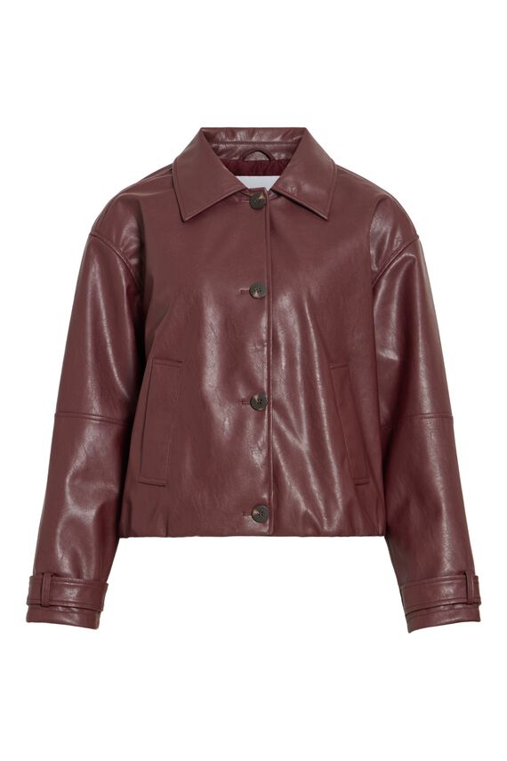 Chaqueta corta efecto piel