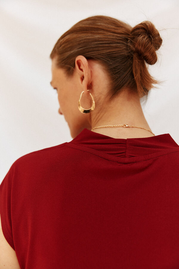 Cortefiel Printed t-shirt with gathered V neckline Maroon