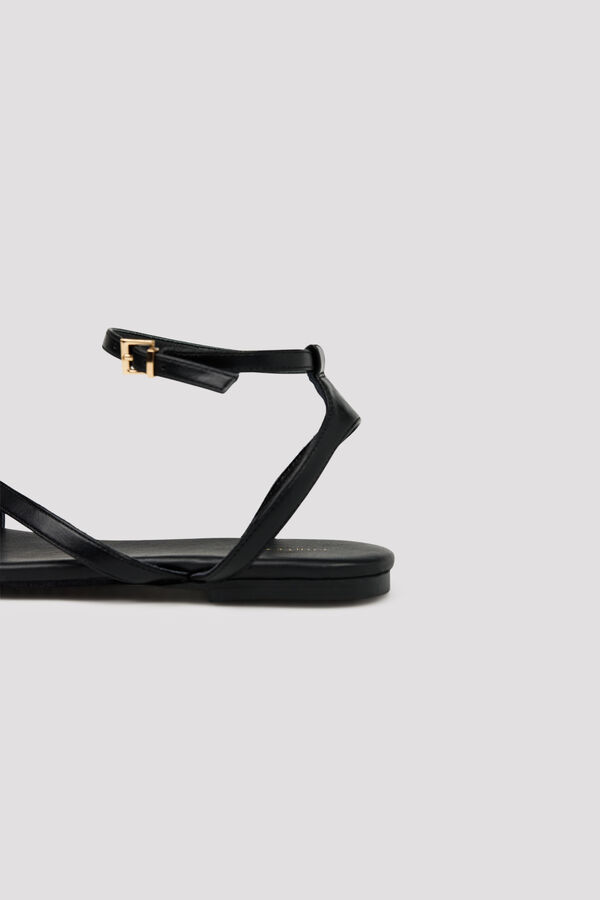 Cortefiel Flat strappy sandal Black