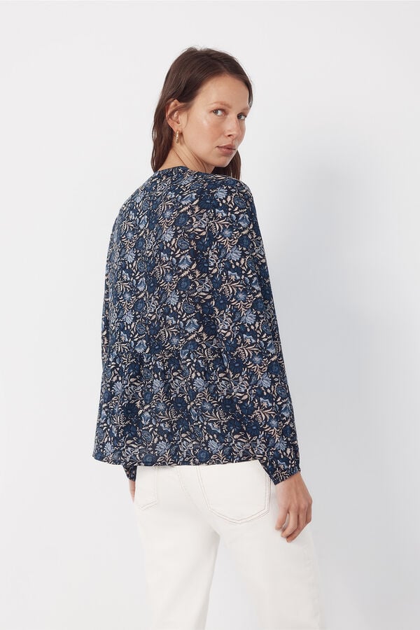 Cortefiel Padded mandarin blouse Printed blue