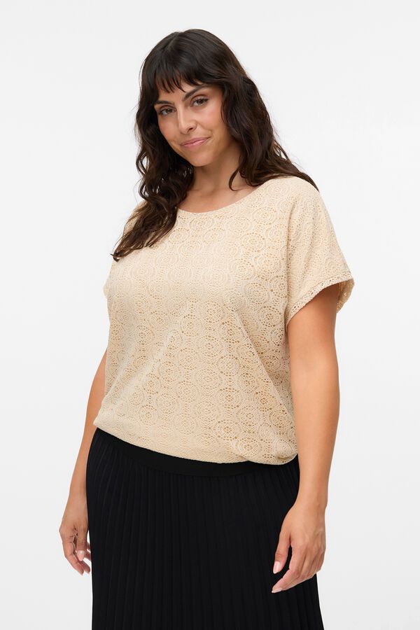 Vero Moda Curve Top com detalhes vazados tamanho grande Tostado