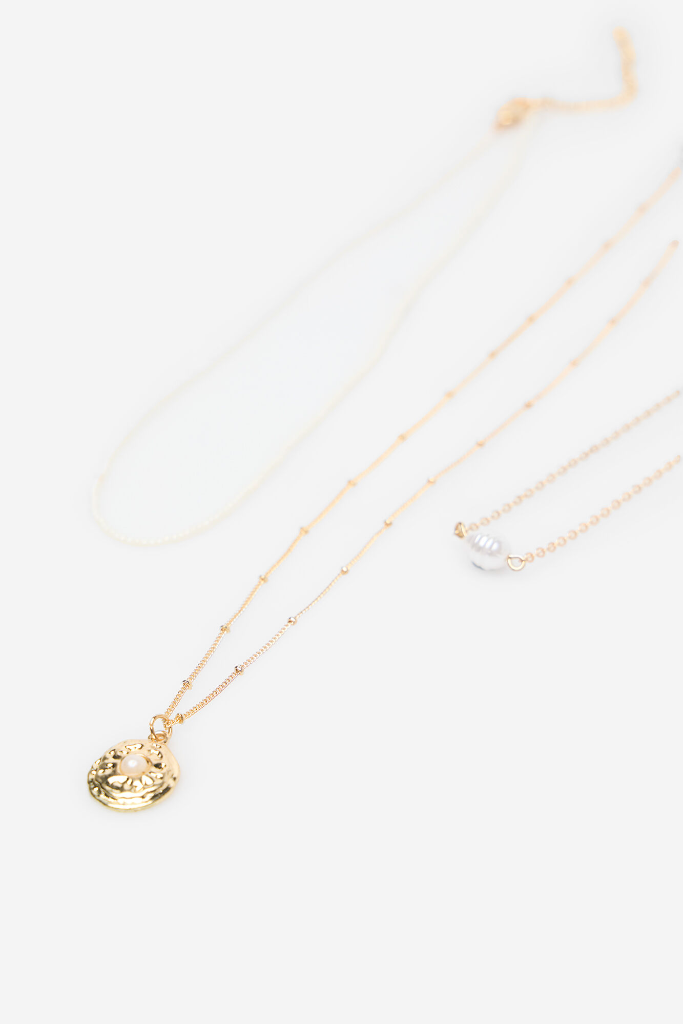 Cortefiel Medal necklace