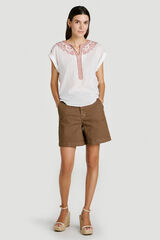 Vila Blusa de mulher com bordados em algod&atilde;o org&acirc;nico Branco