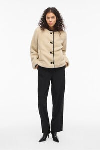 Vila Casaco com efeito borrego de sobretudo