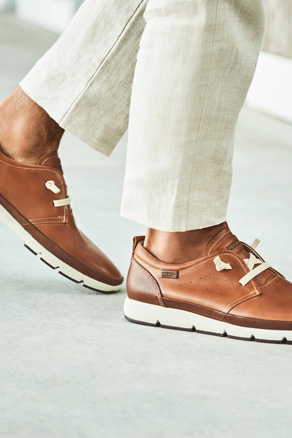 Pikolinos Desportivos com fecho el&aacute;stico para homem Castanho