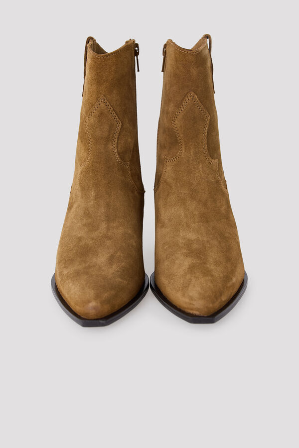 Cortefiel Leather topstitched ankle boot Nude