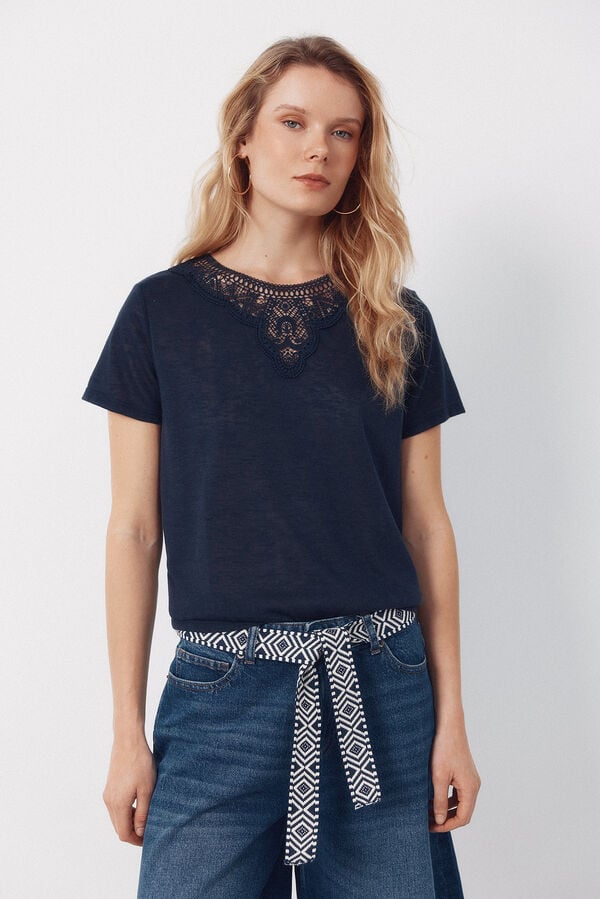 Cortefiel Guipure neckline t-shirt Navy