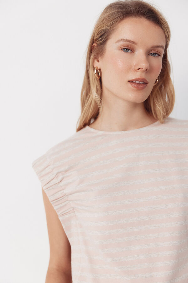 Cortefiel T-shirt with gathered armholes Pink