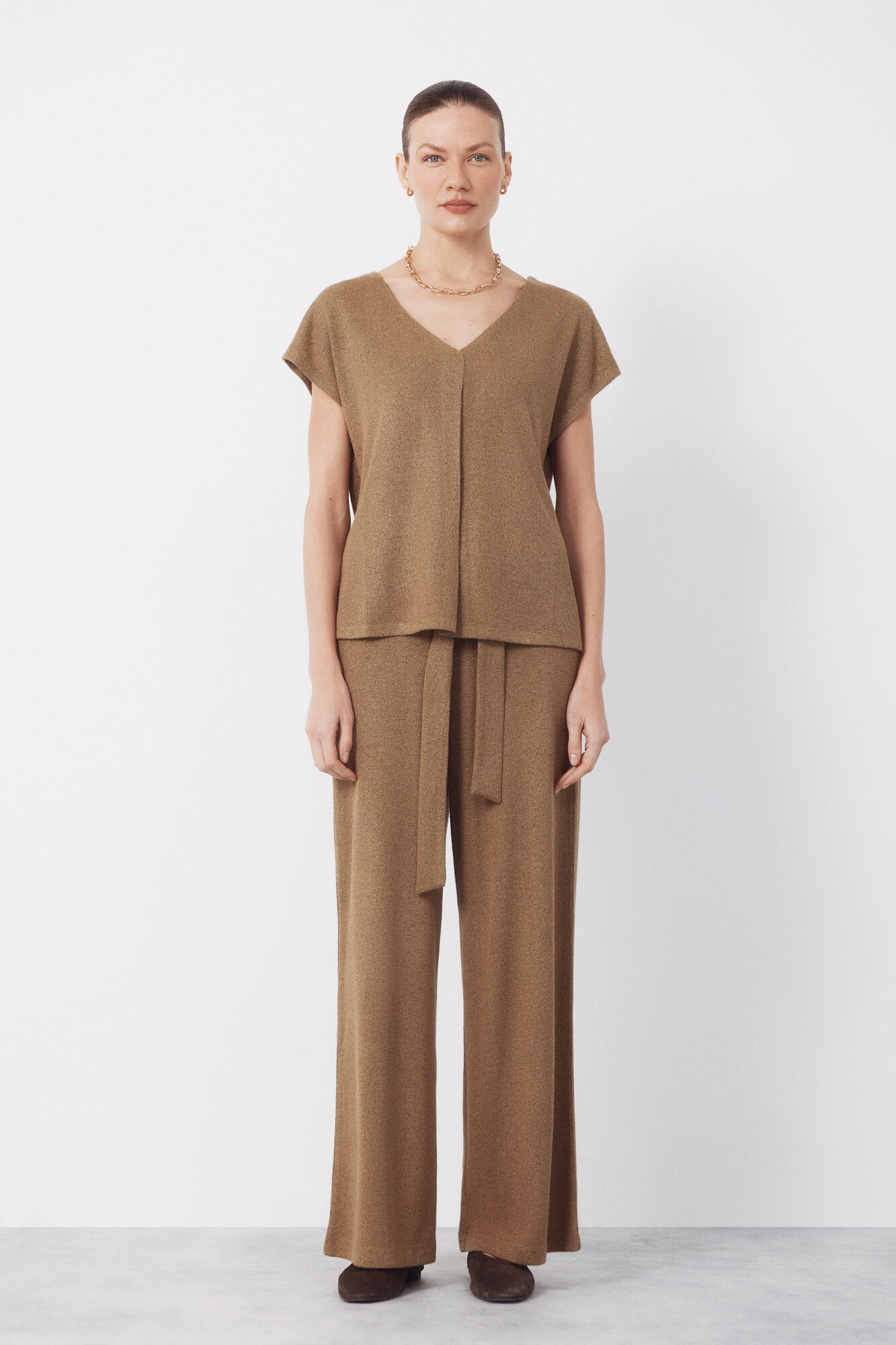 Cortefiel T-shirt with a rustic look