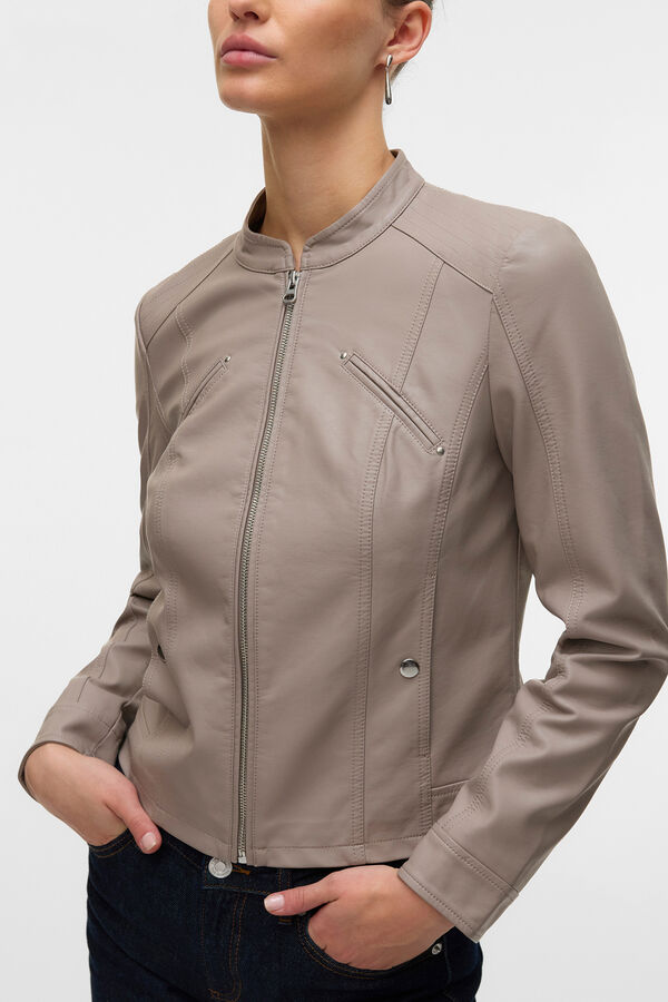 Vero Moda Blusão com efeito couro e gola Perkins Cinzento