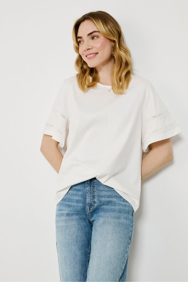 Vila Camiseta de algodão orgânico com vazados Branco