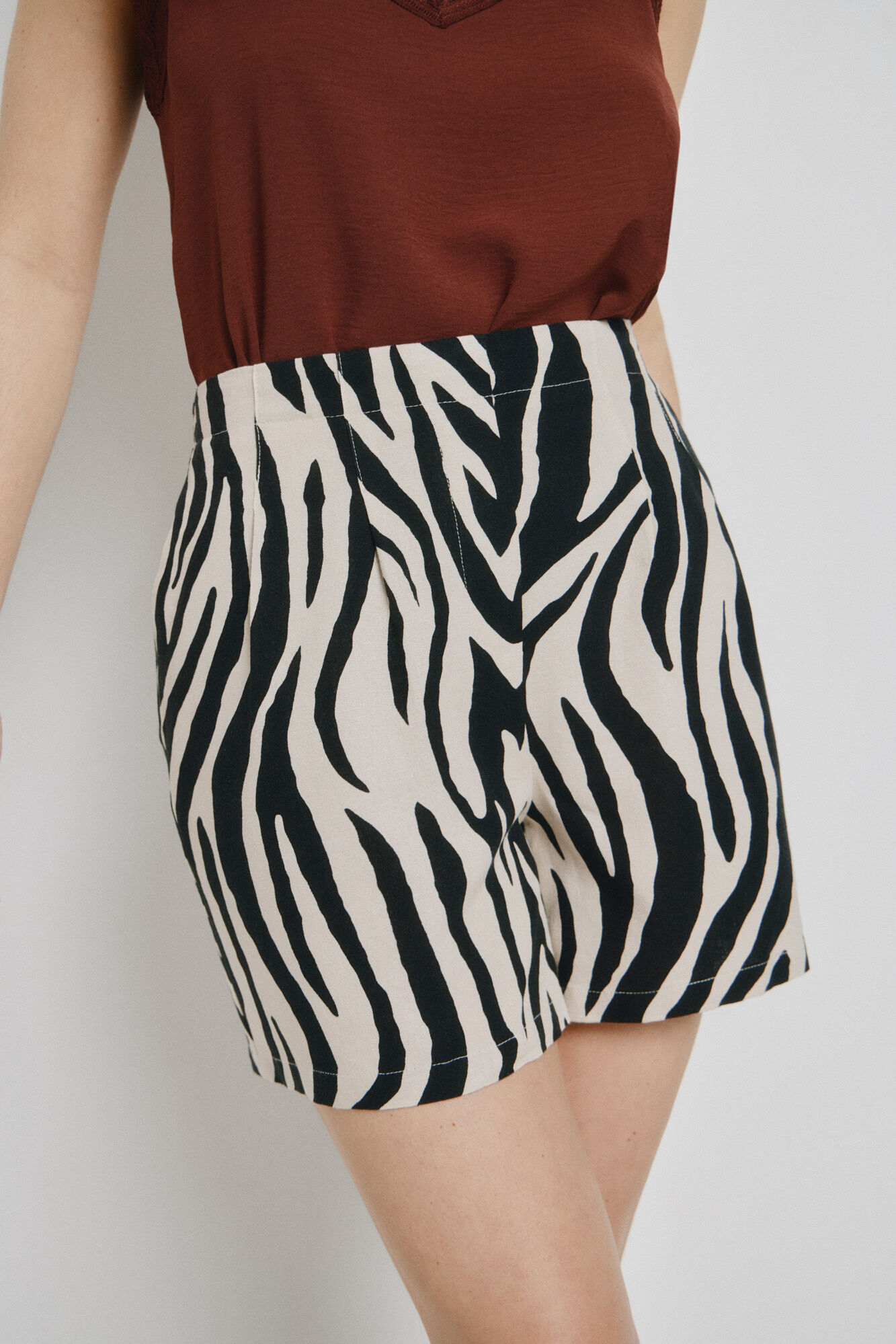 Vero Moda Cal&ccedil;&otilde;es de linho com cintura el&aacute;stica