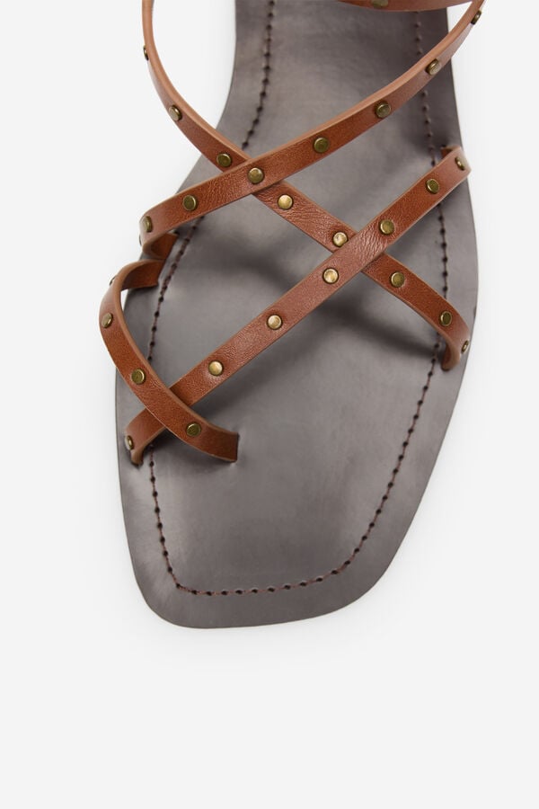 Cortefiel Flat strappy sandal Brown