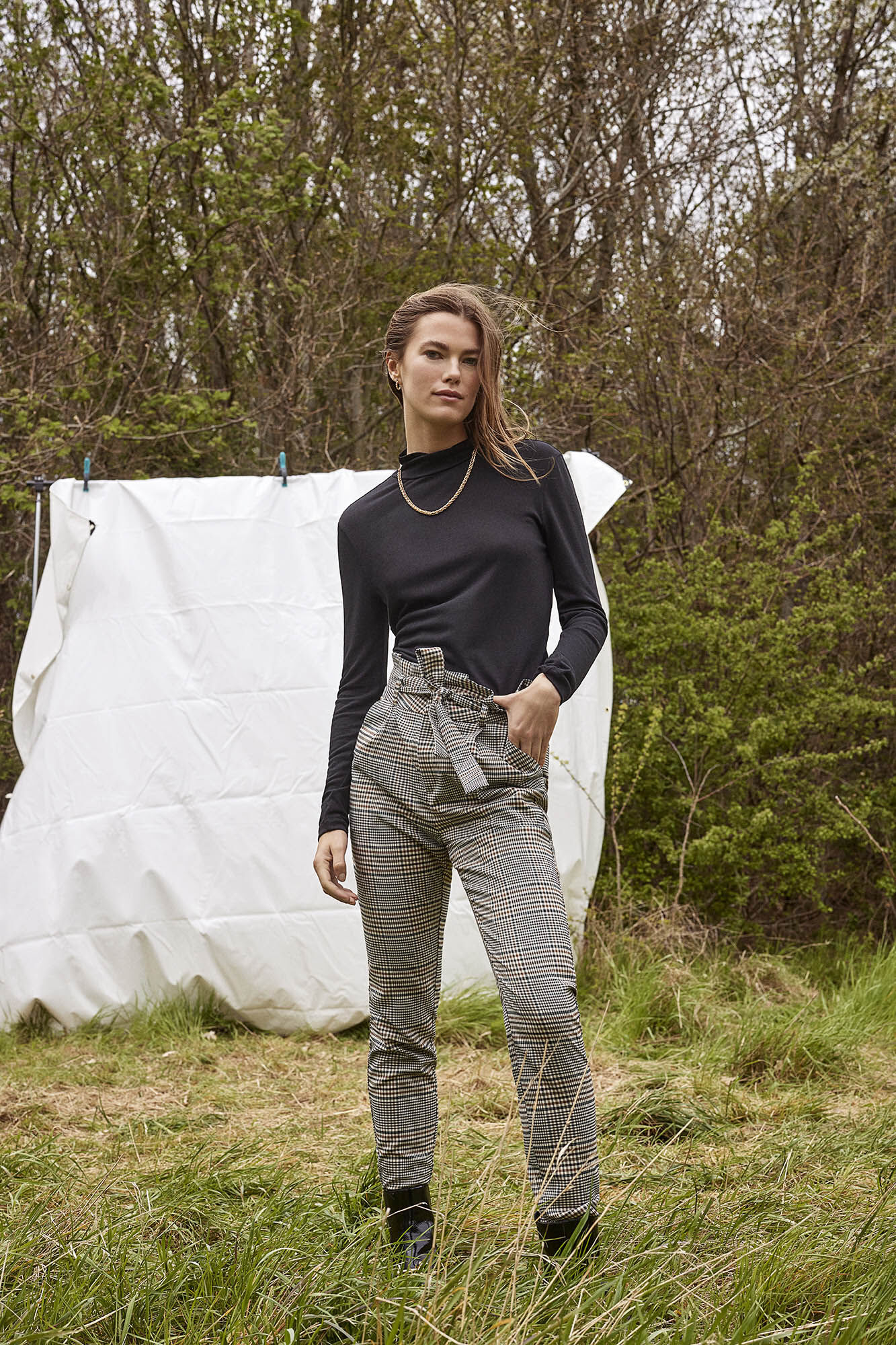 Pantalon tiro largo sale mujer