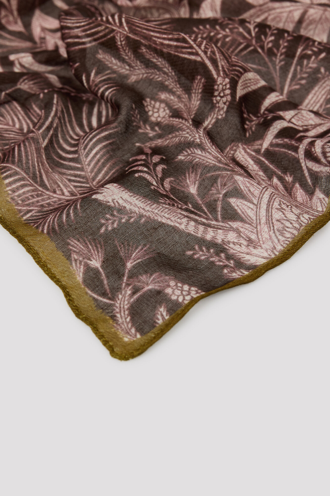 Cortefiel Palm print satin-finish scarf