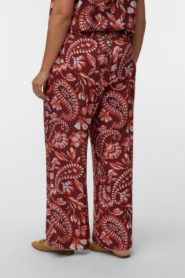 Vero Moda Curve Cal&ccedil;a comprida estampada tamanho grande Castanho