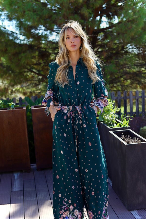 Jaase Macacão Rita com estampado Estella Preto