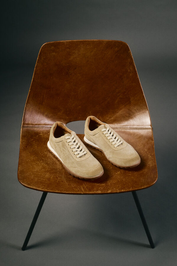 OOTO Sapatilha de pele croute Castanho