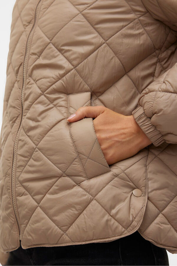 Vero Moda Casaco acolchoada feminina com bolsos Castanho