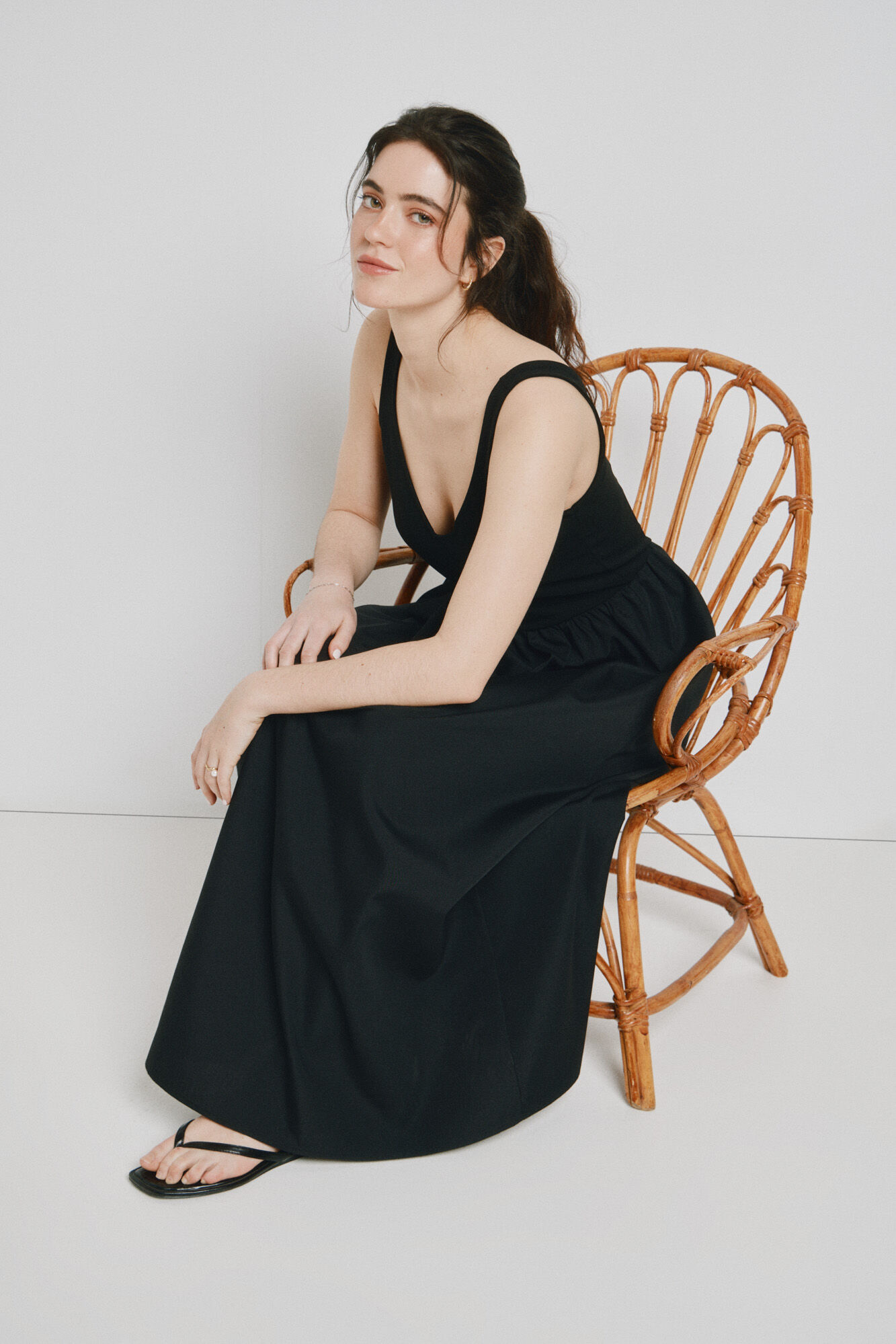 Vero Moda Vestido comprido com gola em bico sem mangas