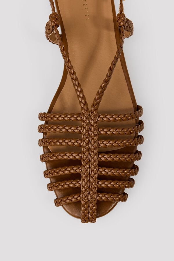 Cortefiel Braided straps sandal Brown