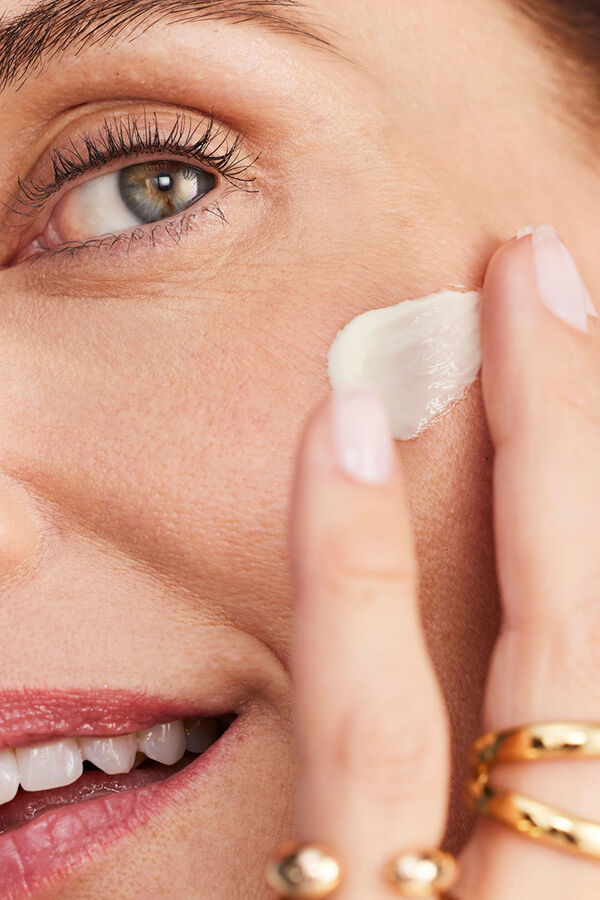 Cortefiel NUXURIANCE ULTRA TRATAMIENTO EXCEPCIONAL DIA Y NOCHE 75ML Verde