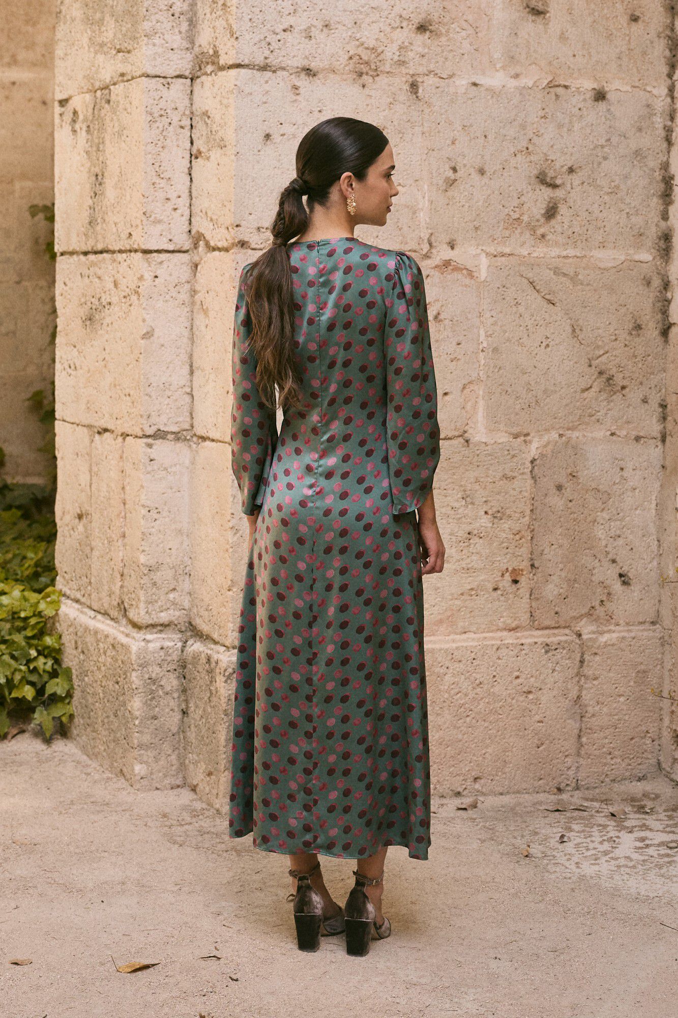 Pol&iacute;n Et Moi Vestido de convidada Trivias