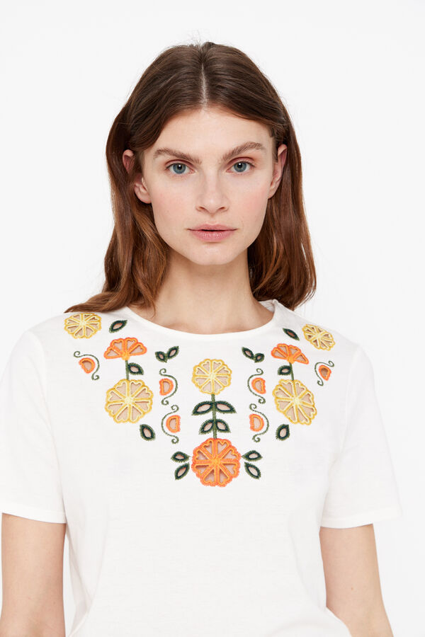 Cortefiel Multicoloured embroidered T-shirt White