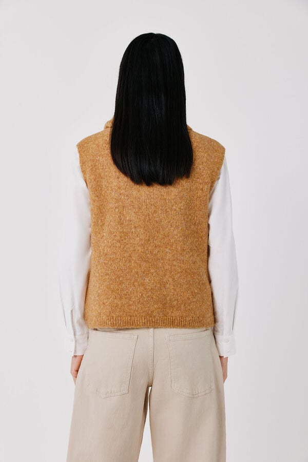Cortefiel Braided knit gilet Gold